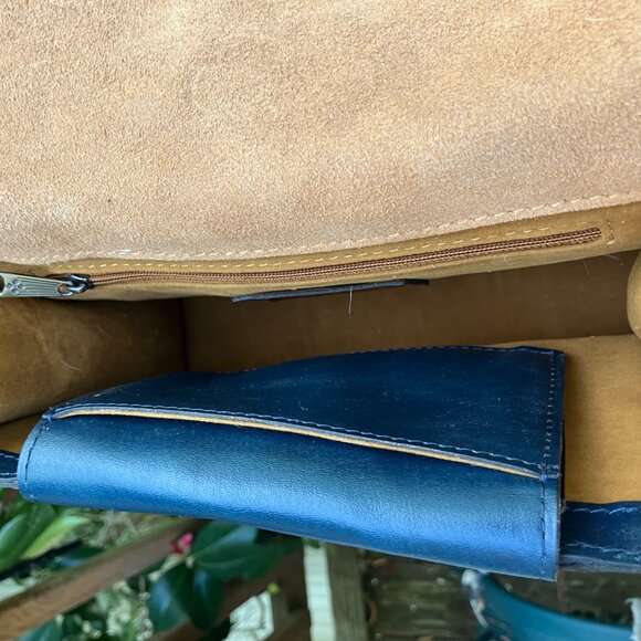 Patricia Nash Amara Top Handle Leather Crossbody Bag - Picture 4 of 7